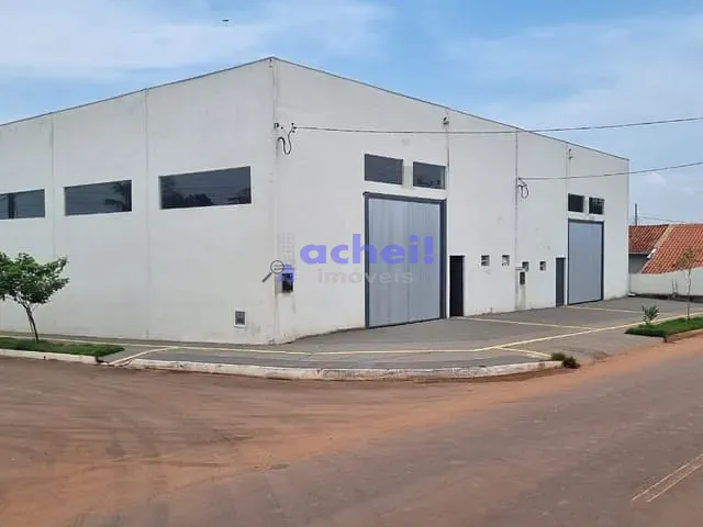 Galpão / Barracão com 342m², para alugar, no bairro Jardim Belo Horizonte em Rondonópolis