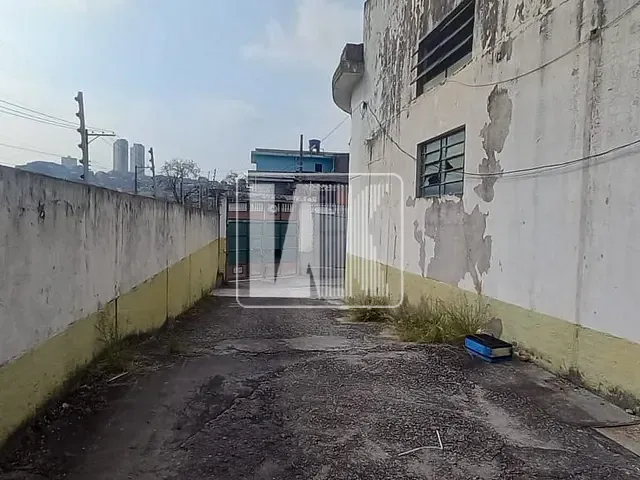 Galpão / Barracão com 1180m², à venda, no bairro Vila Palmares em Santo André