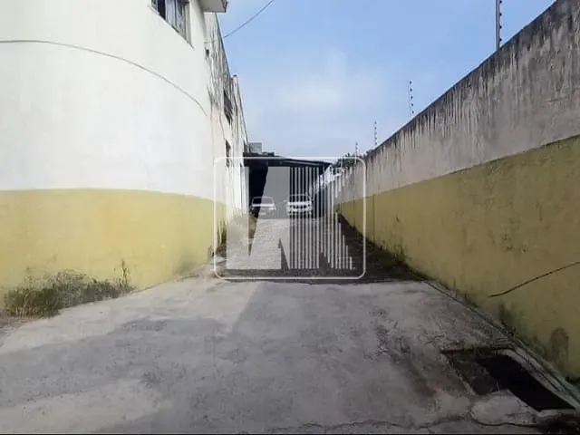 Galpão / Barracão com 1180m², à venda, no bairro Vila Palmares em Santo André