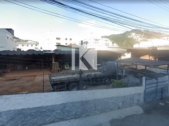 Galpão / Barracão com 1800m², para alugar, no bairro Vale do Paraíso em Teresópolis