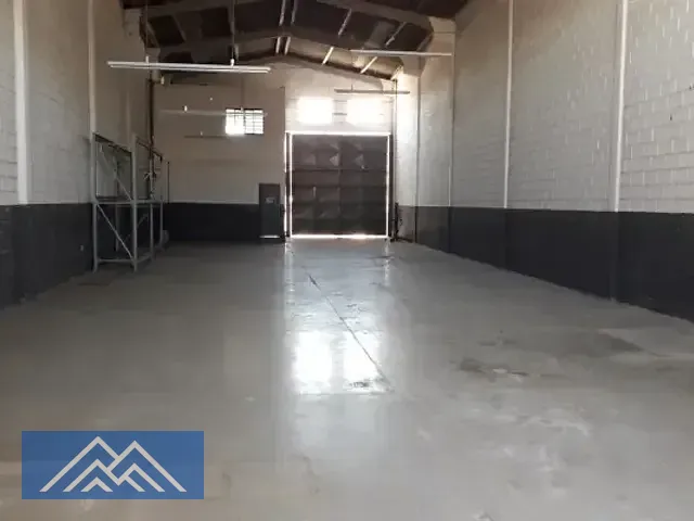 Galpão / Barracão para alugar, no bairro Retiro São João em Sorocaba