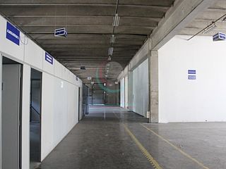 Foto do Galpão / Barracão-Galpão localizado no bairro de Jurubatuba  Zona Sul de São Paulo, com terreno de 2.243m² e área útil interna de 2.194m², fora as vagas de garagem.