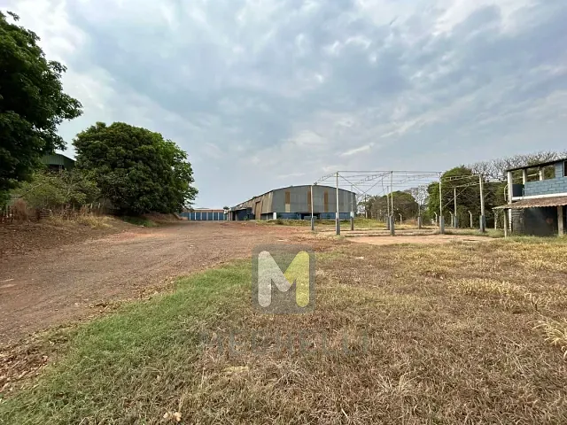 Galpão / Barracão com 7200m², à venda, no bairro Parque Industrial em Serrana