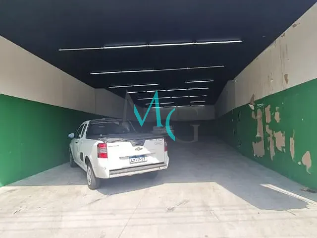 Galpão / Barracão à venda, no bairro Campo Grande em Rio de Janeiro