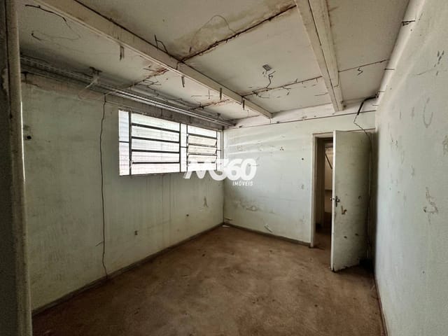 Galpão / Barracão com 1704m², para alugar, no bairro Jardim Nova Era em Aparecida de Goiânia