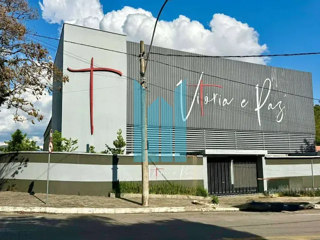 Galpão / Barracão com 946m², à venda, no bairro Marçal Santos em Poços de Caldas