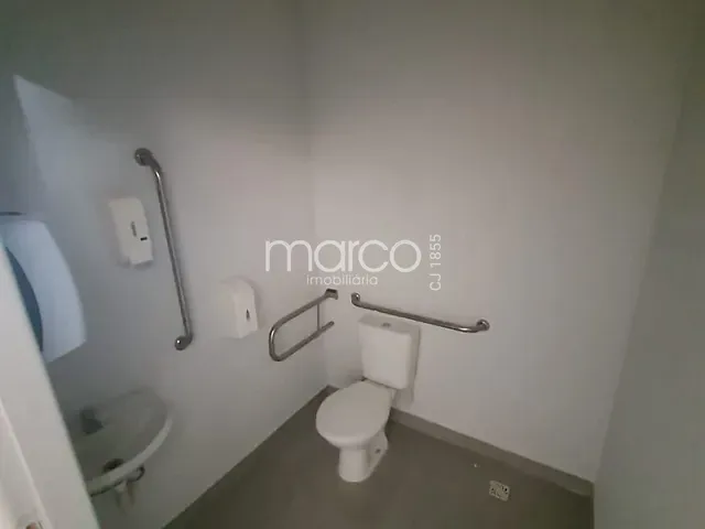 Galpão / Barracão com 461m², para alugar, no bairro Setor Central em Goiânia