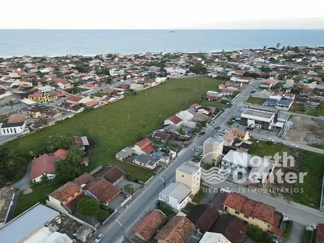Galpão / Barracão com 700m², à venda, no bairro Centro em Balneário Barra do Sul
