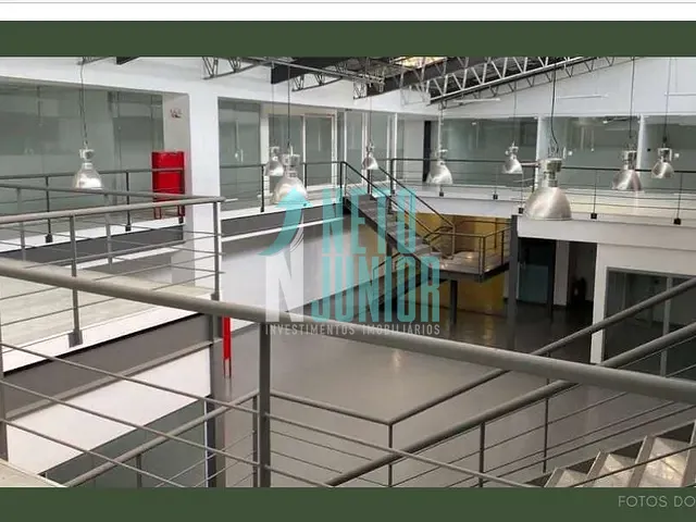Galpão / Barracão com 1126m², para alugar, no bairro Vila Leopoldina em São Paulo