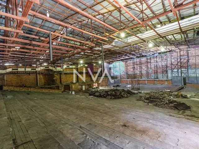 Galpão / Barracão com 2000m², à venda ou para alugar, no bairro Madureira em Rio de Janeiro