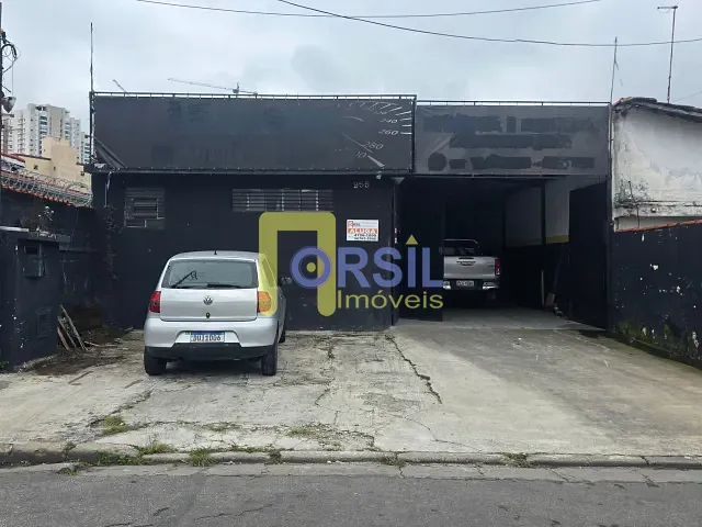 Galpão / Barracão com 300m², para alugar, no bairro Vila Mogilar em Mogi das Cruzes