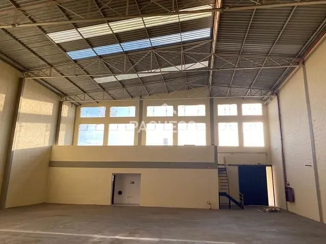 Galpão / Barracão com 2240m², para alugar, no bairro Distrito Industrial I em Santa Bárbara d'Oeste
