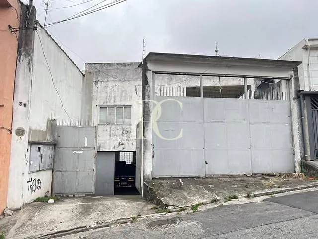 Galpão / Barracão à venda, no bairro Cidade Domitila em São Paulo