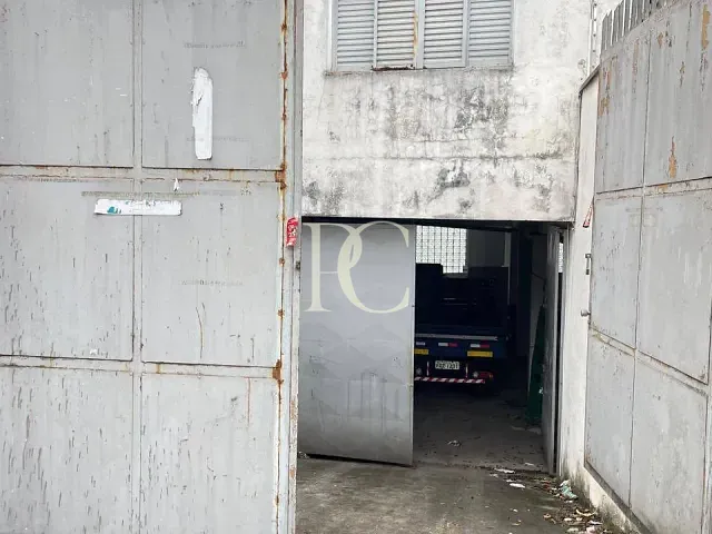 Galpão / Barracão à venda, no bairro Cidade Domitila em São Paulo