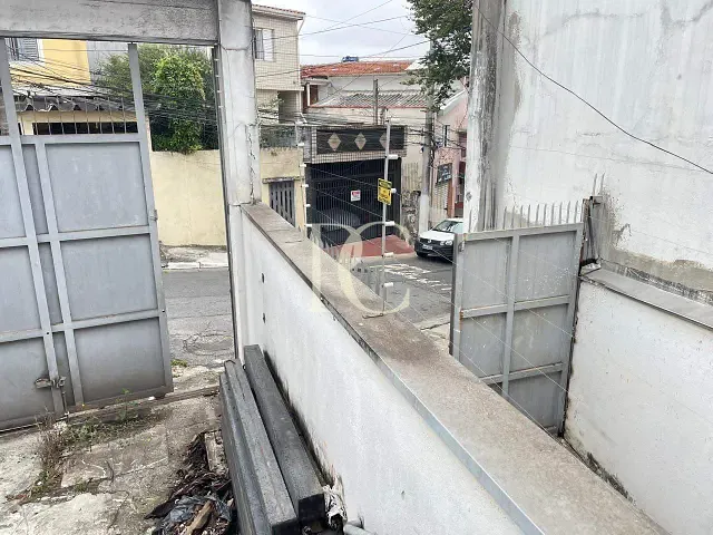 Galpão / Barracão à venda, no bairro Cidade Domitila em São Paulo