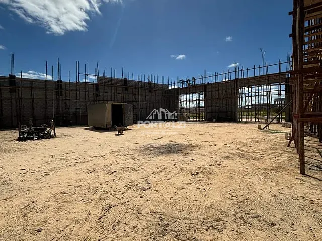 Galpão / Barracão à venda, no bairro COHAB Massangano em Petrolina