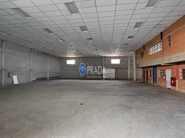 Galpão / Barracão com 2830m², para alugar, no bairro Presidente Altino em Osasco