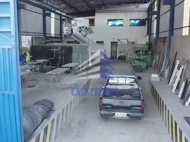 Galpão / Barracão com 880m², à venda, no bairro Olivença em Ilhéus