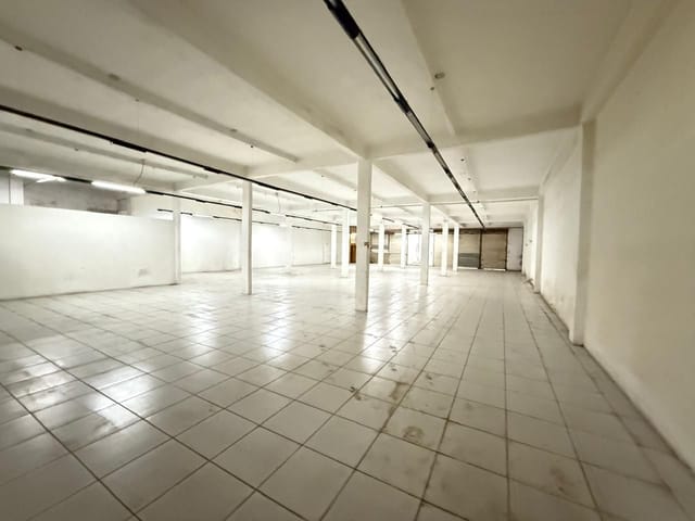 Galpão / Barracão com 1100m², para alugar, no bairro Centro em Arapiraca