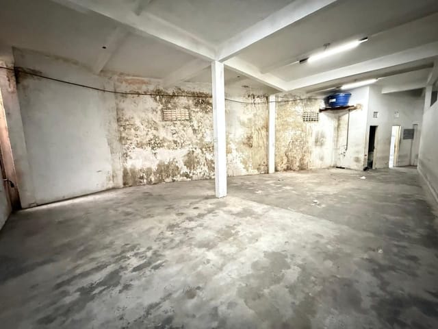 Galpão / Barracão com 1100m², para alugar, no bairro Centro em Arapiraca