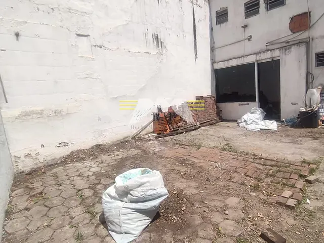 Galpão / Barracão com 100m², para alugar, no bairro Brás em São Paulo