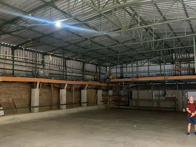 Galpão / Barracão com 600m², para alugar, no bairro Residencial Renascenca em Juiz de Fora