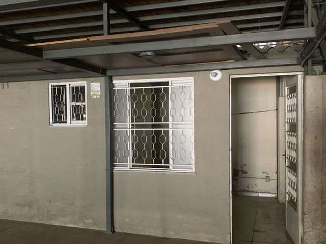 Galpão / Barracão com 600m², para alugar, no bairro Residencial Renascenca em Juiz de Fora