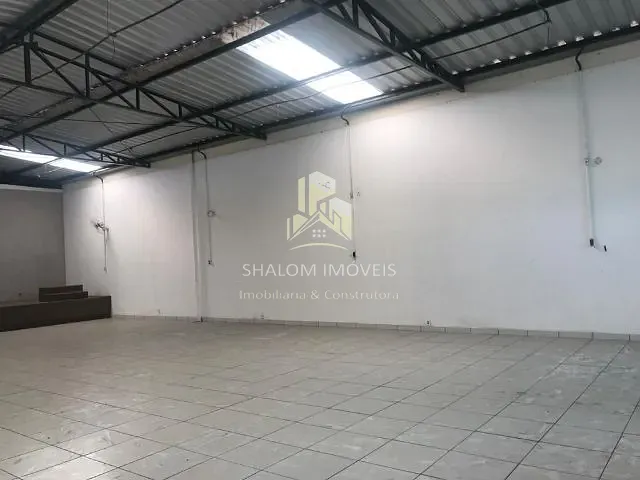 Galpão / Barracão com 330m², à venda, no bairro Céu Azul em Belo Horizonte