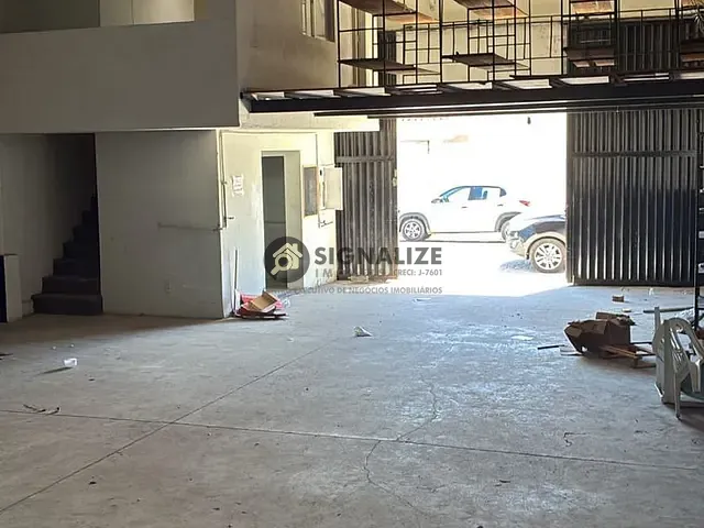 Galpão / Barracão para alugar, no bairro Praia do Siqueira em Cabo Frio