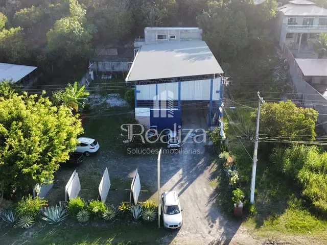Galpão / Barracão com 1800m², à venda, no bairro Olivença em Ilhéus