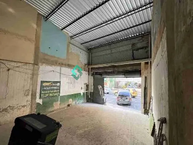 Galpão / Barracão com 122m², para alugar, no bairro Méier em Rio de Janeiro
