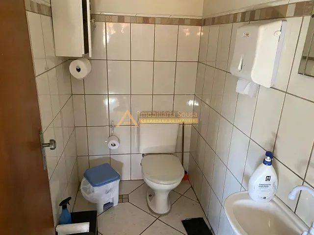Galpão / Barracão com 450m², para alugar, no bairro Chácaras Santa Martha em Várzea Paulista