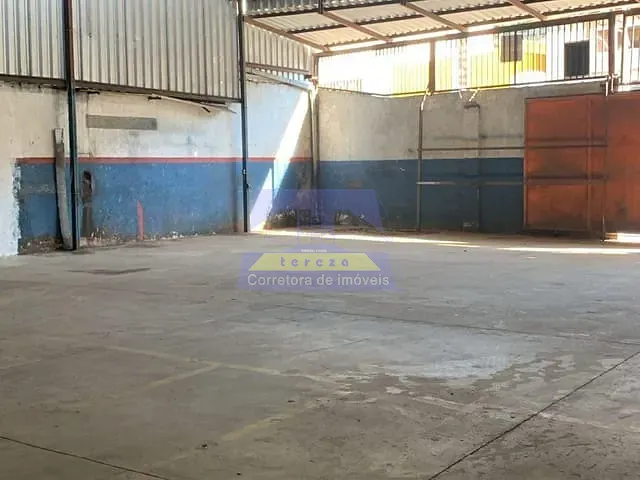 Galpão / Barracão para alugar, no bairro Praia em Itabira