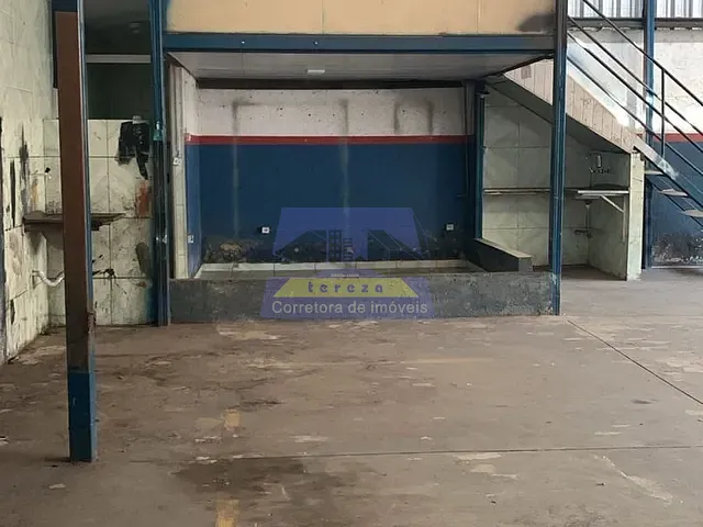 Galpão / Barracão para alugar, no bairro Praia em Itabira