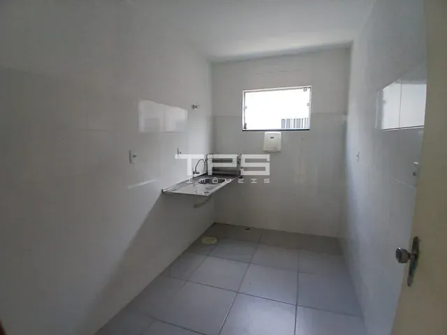 Galpão / Barracão com 300m², à venda, no bairro Jardim Vista Alegre em Guaratinguetá