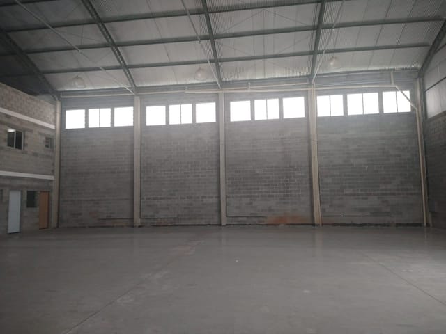 Foto do Galpão / Barracão - 🏭✨ Galpão Comercial para Locação – Estrutura Imponente e Pronta para o Seu Negócio Crescer! 🚀 | Unique Imóveis