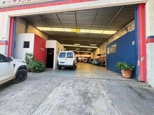 Galpão / Barracão com 483m², à venda, no bairro Jardim Trevo em Jundiaí