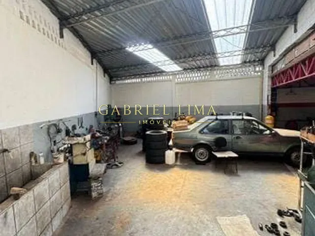 Galpão / Barracão com 483m², à venda, no bairro Jardim Trevo em Jundiaí