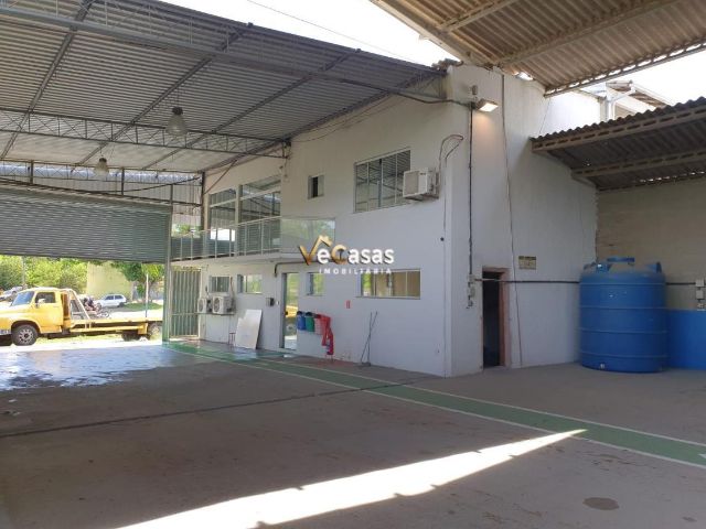 Galpão / Barracão com 640m², à venda ou para alugar, no bairro Serramar em Rio das Ostras