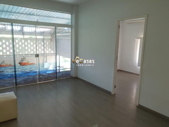 Galpão / Barracão com 640m², à venda ou para alugar, no bairro Serramar em Rio das Ostras