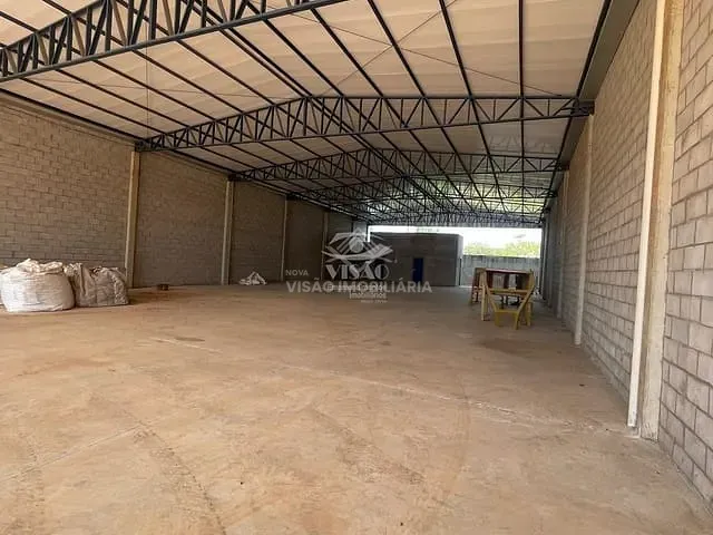 Galpão / Barracão com 585m², para alugar, no bairro CIDADE JARDIM em Sinop