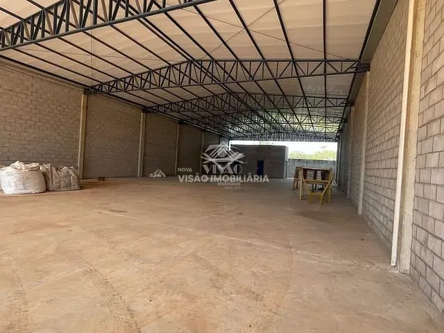 Galpão / Barracão com 585m², para alugar, no bairro CIDADE JARDIM em Sinop