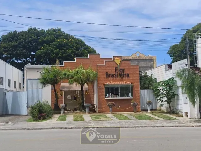 Galpão / Barracão com 450m², à venda, no bairro Parque Residencial Girassóis de Holanda em Holambra