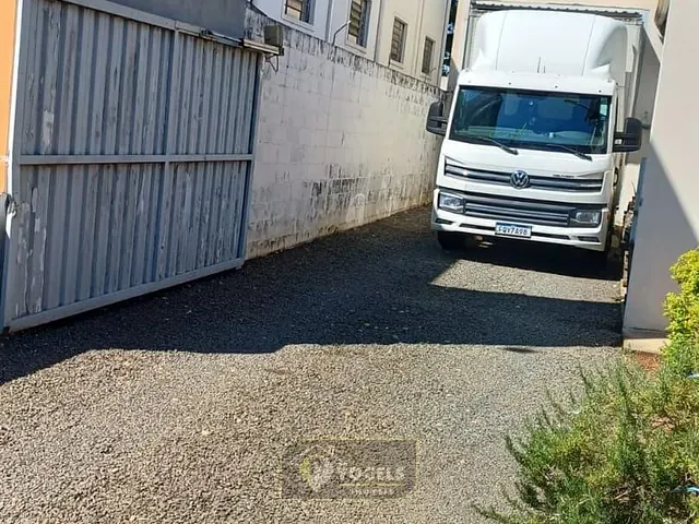 Galpão / Barracão com 450m², à venda, no bairro Parque Residencial Girassóis de Holanda em Holambra