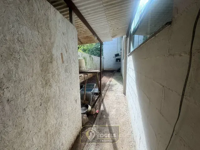 Galpão / Barracão com 450m², à venda, no bairro Parque Residencial Girassóis de Holanda em Holambra
