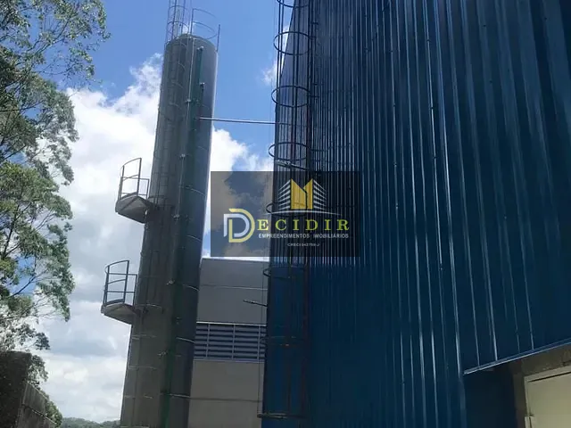 Galpão / Barracão com 1543m², à venda, no bairro Parque Industrial San José em Cotia
