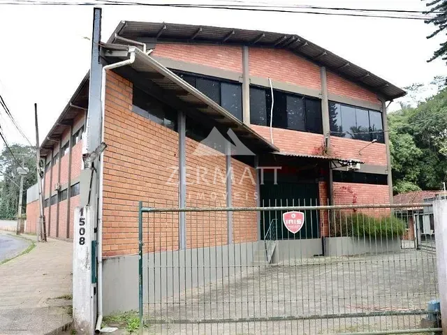 Galpão / Barracão com 2405m², para alugar, no bairro Velha Central em Blumenau