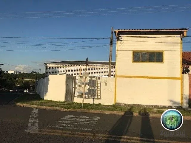 Galpão / Barracão com 687m², à venda ou para alugar, no bairro Jardim das Estrelas em Sorocaba