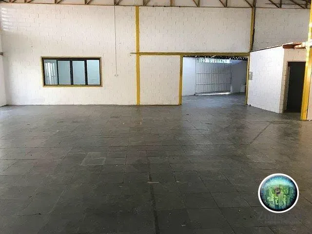 Galpão / Barracão com 687m², à venda ou para alugar, no bairro Jardim das Estrelas em Sorocaba