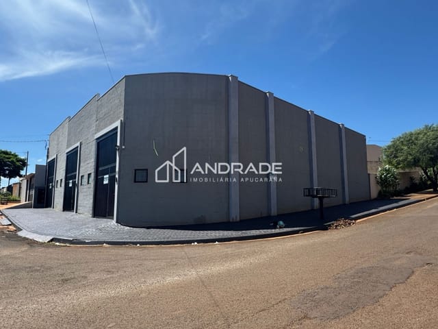 Galpão / Barracão com 180m², à venda, no bairro Nucleo Habitacional Papa Joao Paulo I em Apucarana